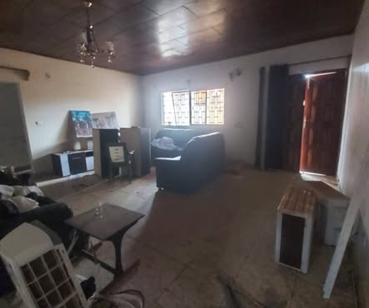 Villa à louer - Biyem-Assi