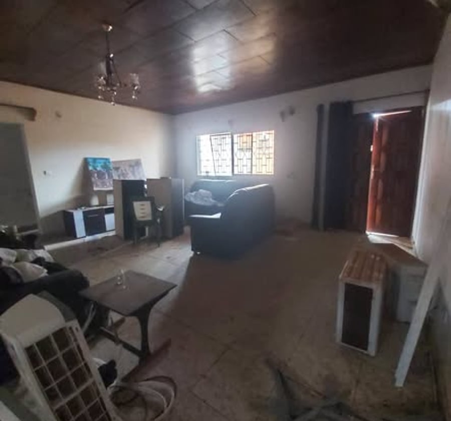 Villa à louer - Biyem-Assi