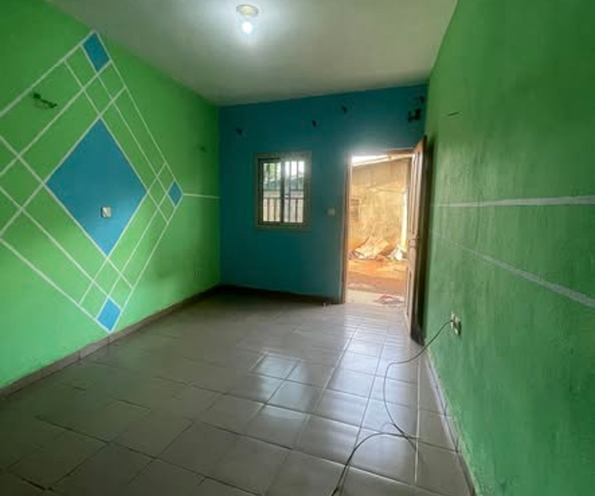 Chambre moderne à TKC