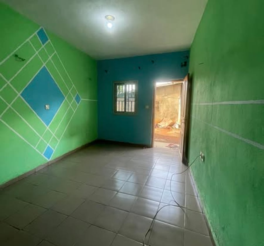 Chambre moderne à TKC