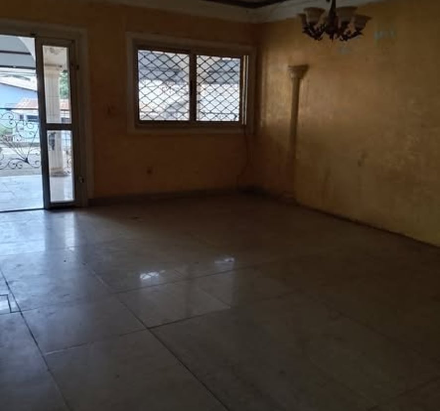 Très grand appartement 2 chambres – Nkomo Mindef