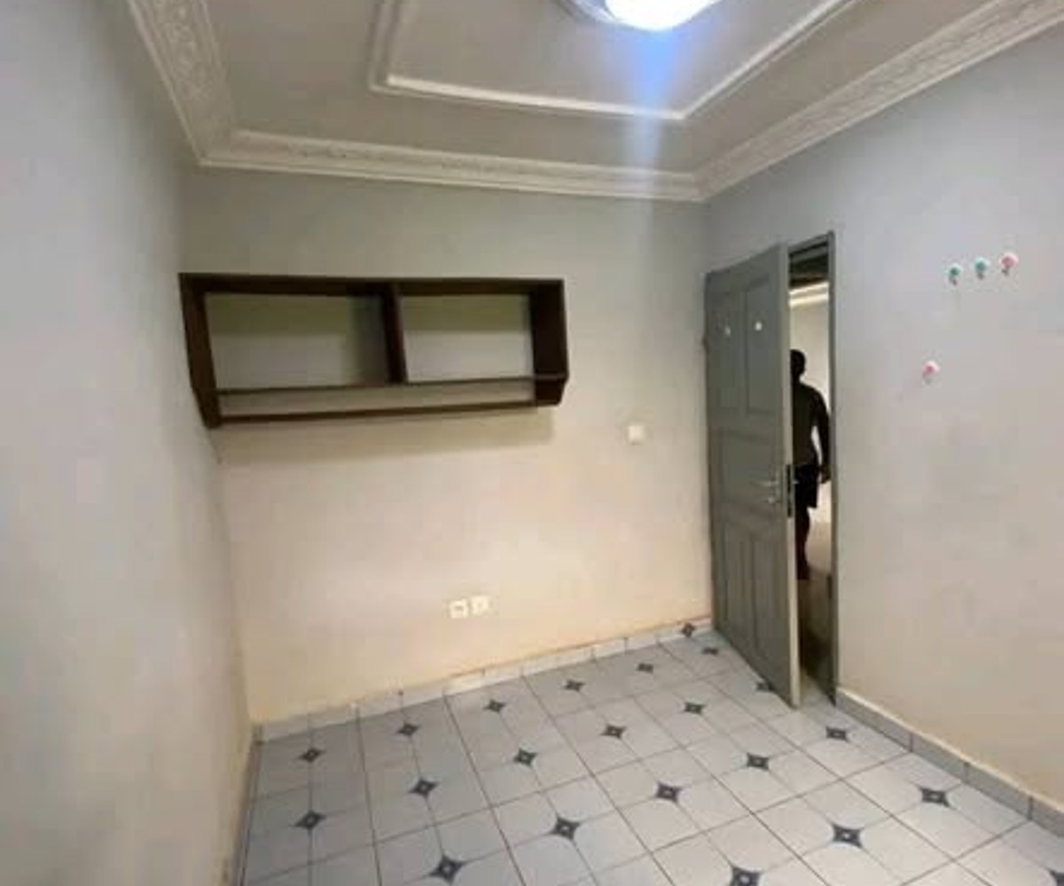 Appartement moderne à louer – Damas, Yaoundé