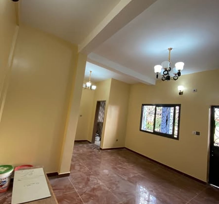 Appartement 2 chambres neuf à Emana - 110 000 XAF/mois