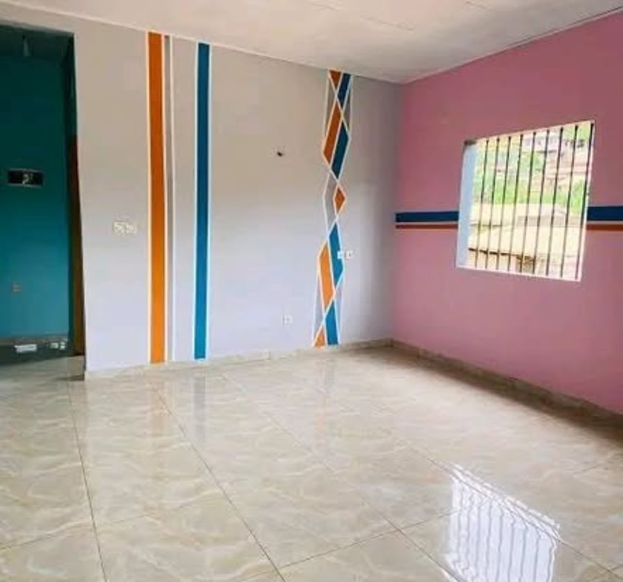 Studio moderne 4 pièces à louer - Rond point Nlongkak
