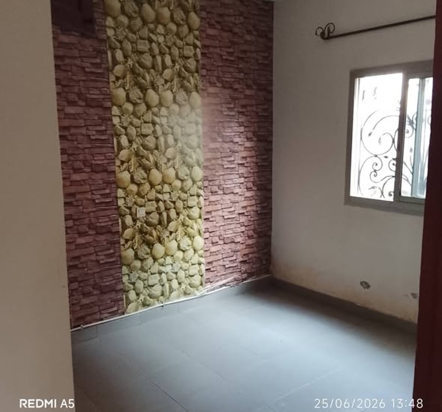 Appartement 2 chambres à louer - Titi Garage, Yaoundé