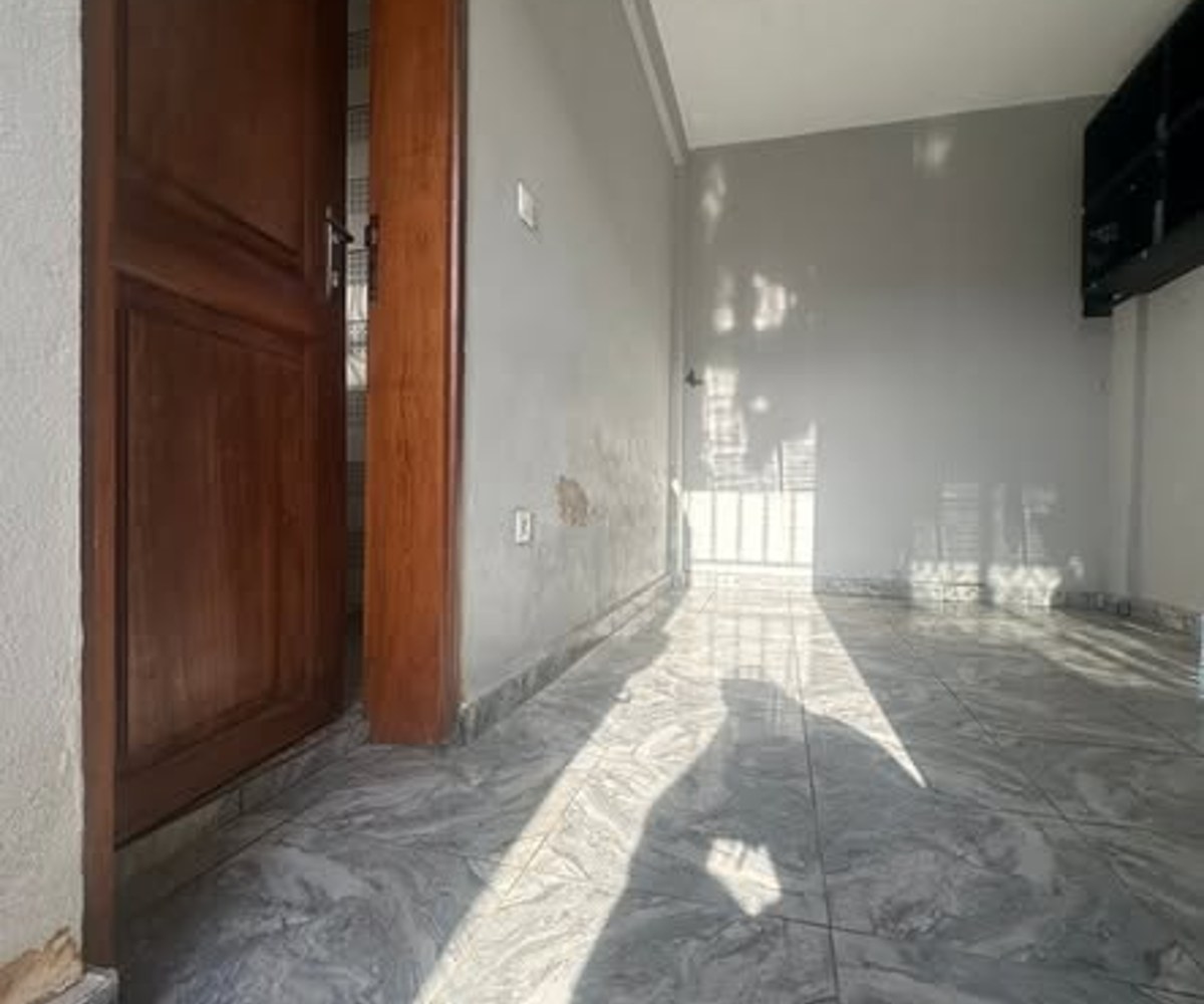Chambre moderne 3 pièces à PK17 Douala