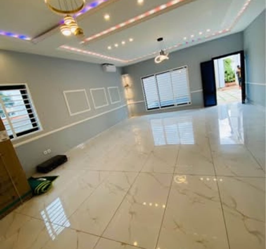 Duplex haut standing à vendre – Odza Cité de la Paix