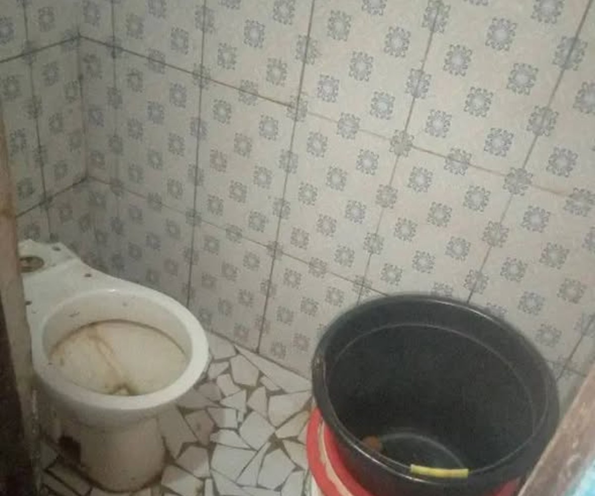 Grand studio semi moderne à Camp Yabassi, Douala