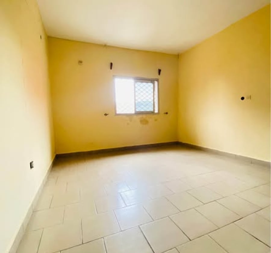 Appartement moderne 2 chambres – Logpom, Douala