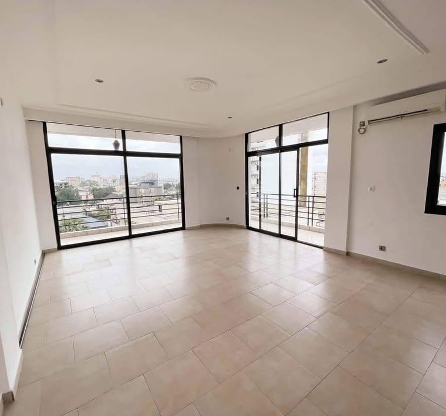 Appartement bon standing à louer à Douala Bali