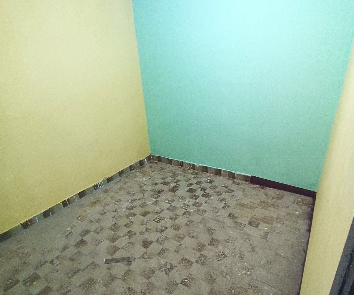 Appartement à louer à Efoulan - 60 000 FCFA/mois