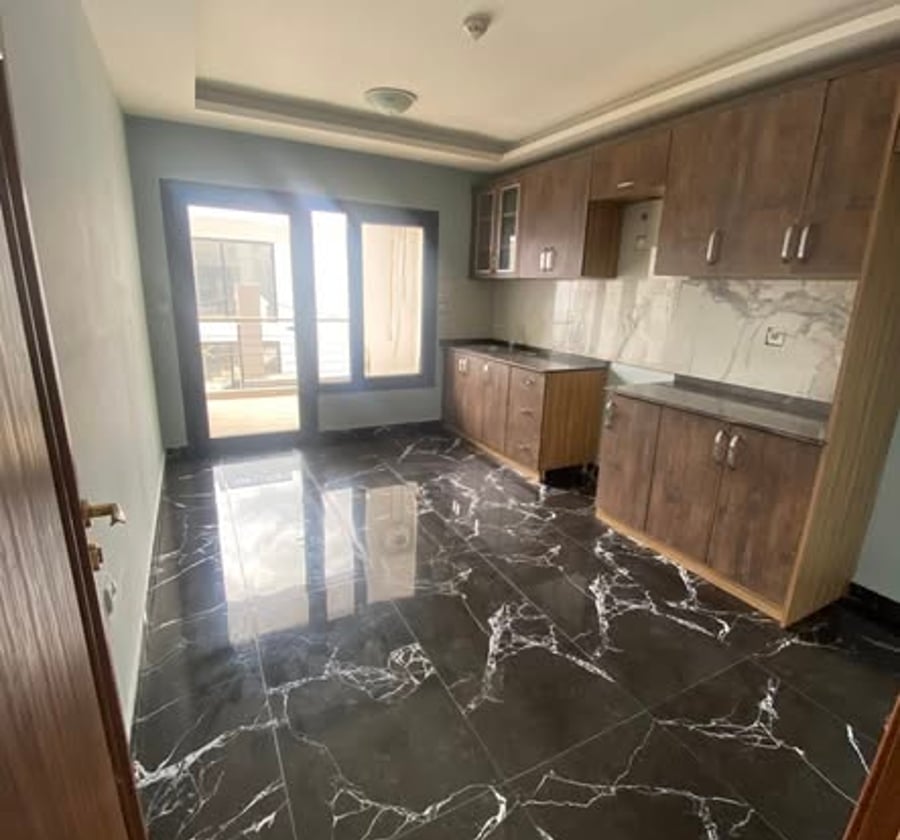 Appartement moderne à Bastos