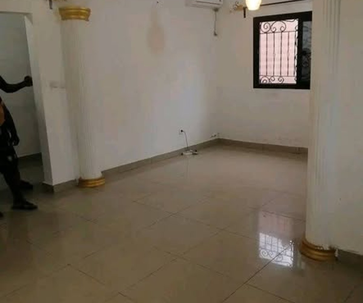Appartement 2 chambres à louer à Japoma - Douala