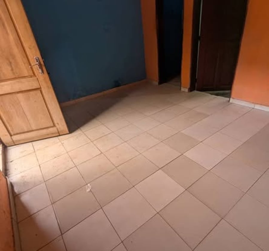 Studio moderne à louer - Mendong, Yaoundé