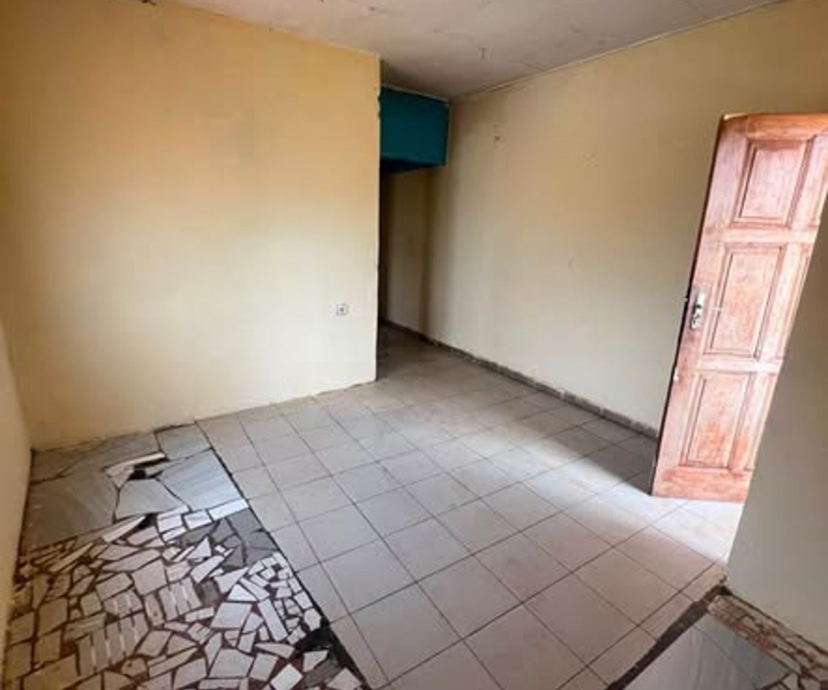 Studio moderne à louer à Mendong