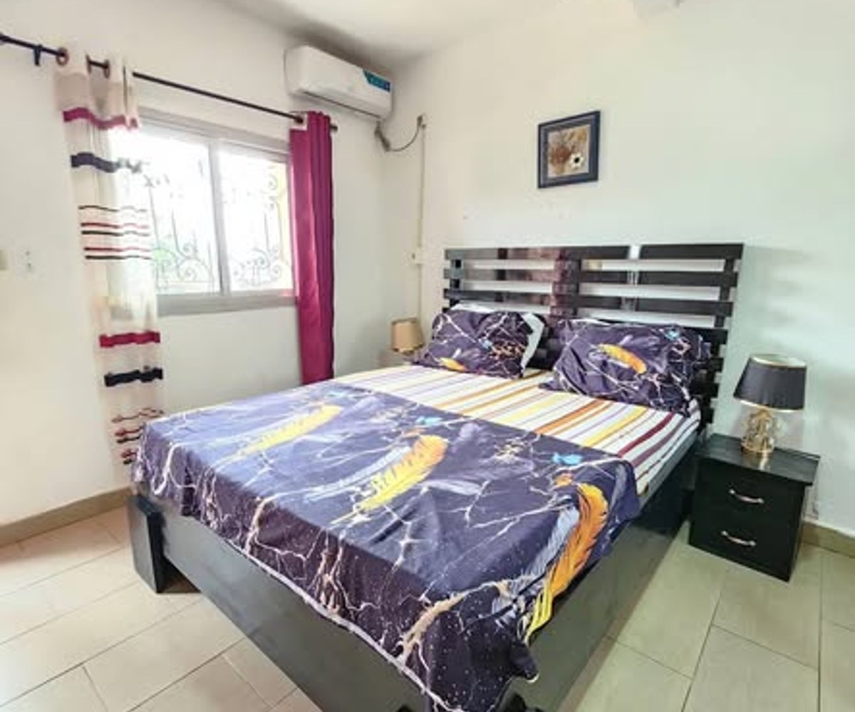 Studio meublé – Tradex Essomba