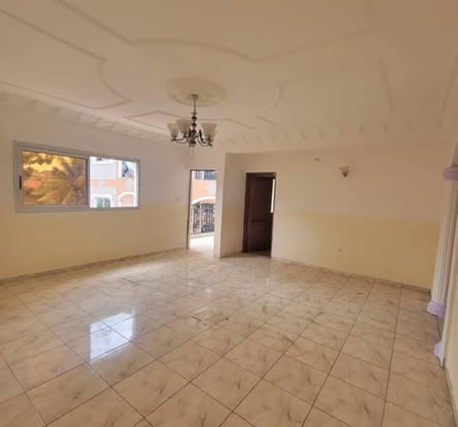 Vaste appartement à louer – Fourgerol (Petit Marché)