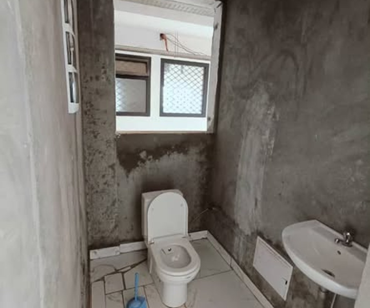 Magasin à louer à Yaoundé Ahala