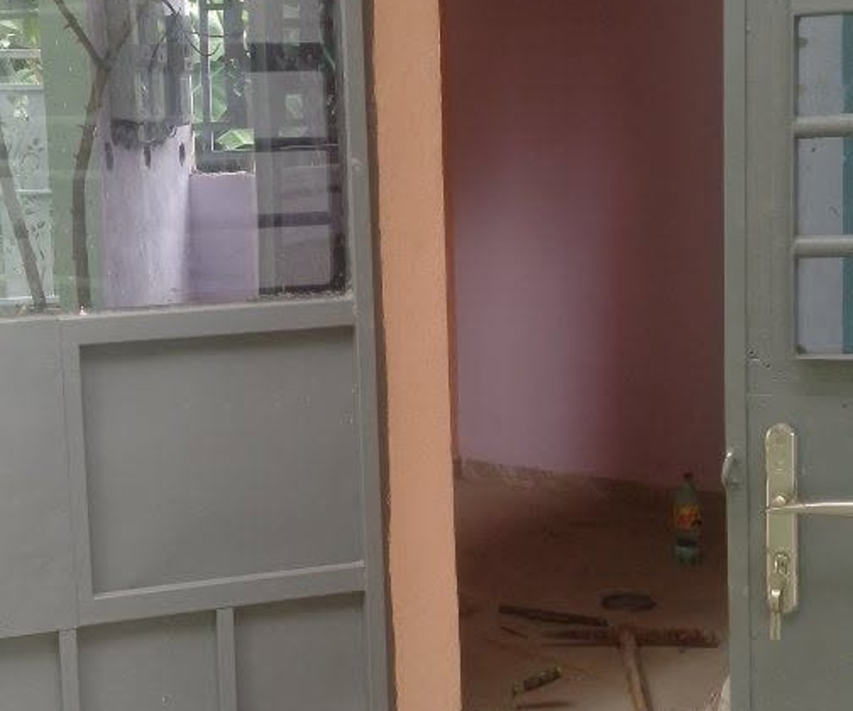 Grande chambre neuve avec prépayé et forage - Ndogpassi I