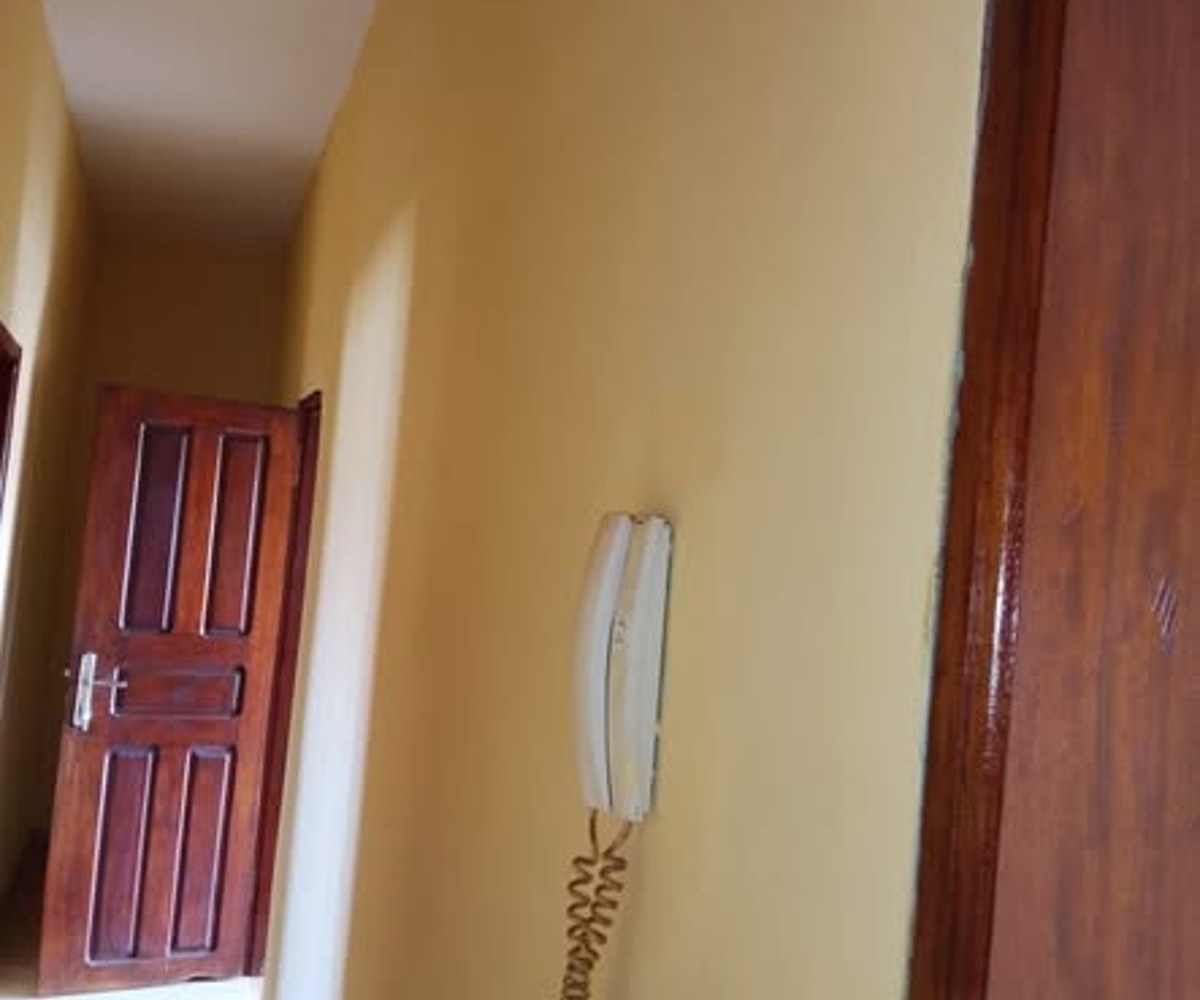 Appartement 3 chambres à louer à Monti, Yaoundé