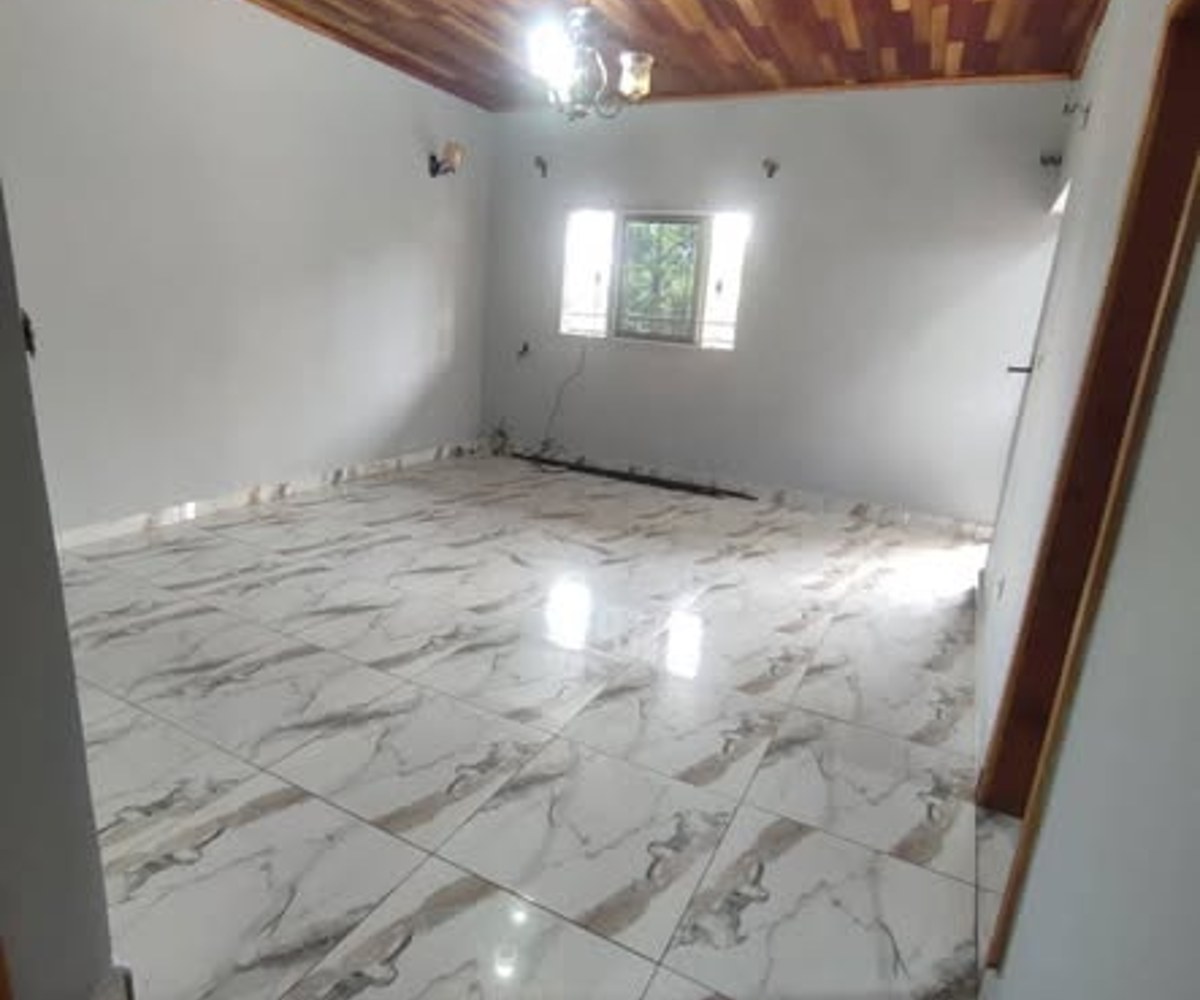 Appartement à louer à Efoulan - 2 chambres