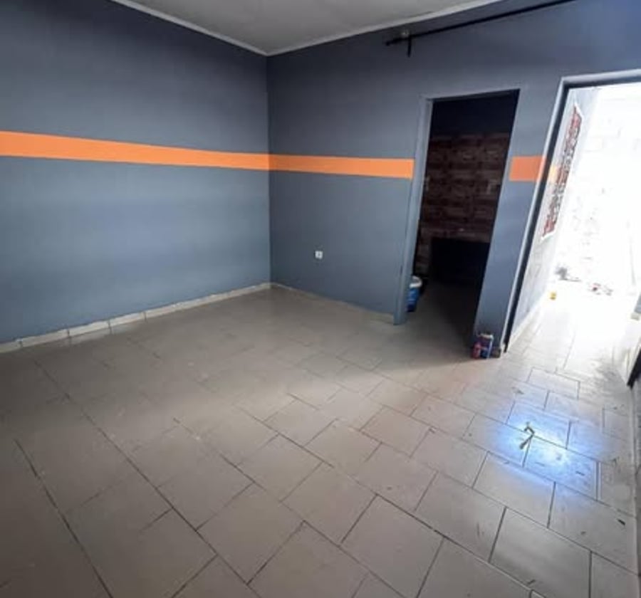 Studio à louer à Eleveur - 50 000 FCFA/mois