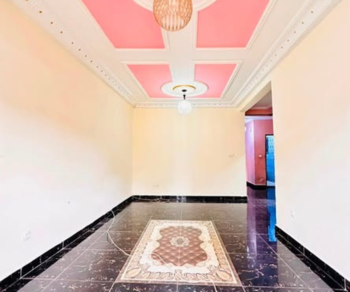 Appartement haut standing à louer à Efoulan Pont