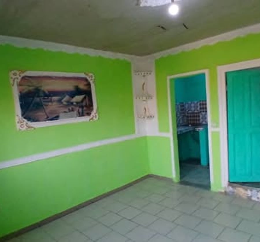 Chambre à louer - Biyem-Assi, TKC