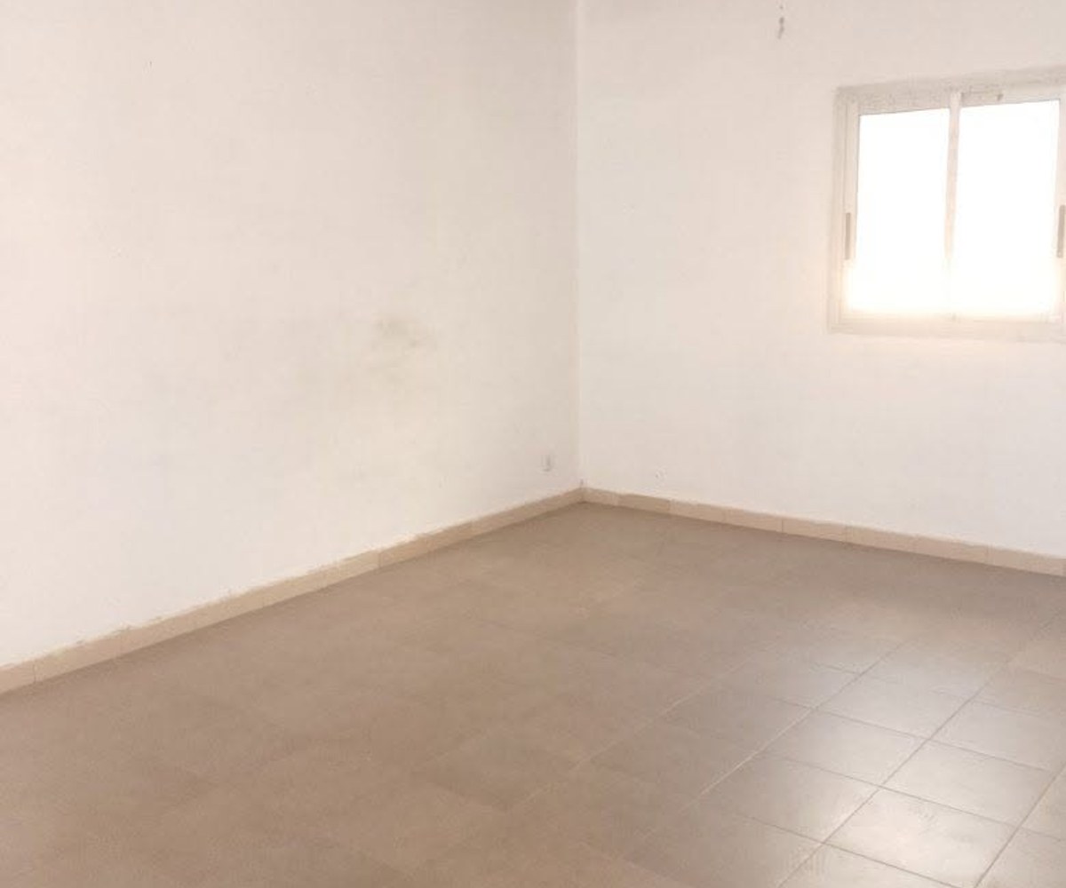 Appartement 2 chambres à louer à Nkoabang