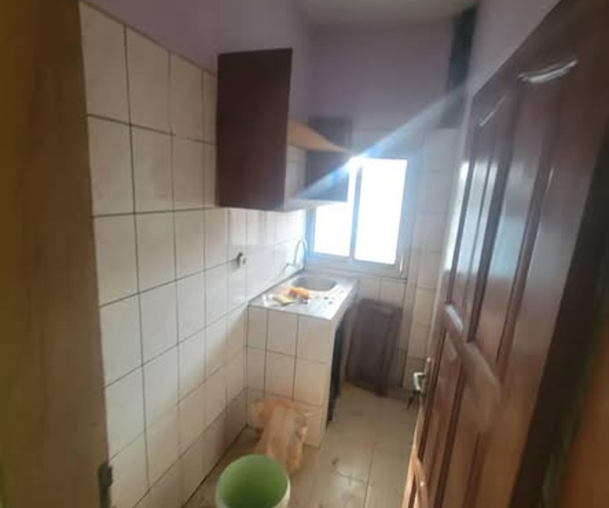 Studio moderne à louer - Tradex, Éleveur, Yaoundé