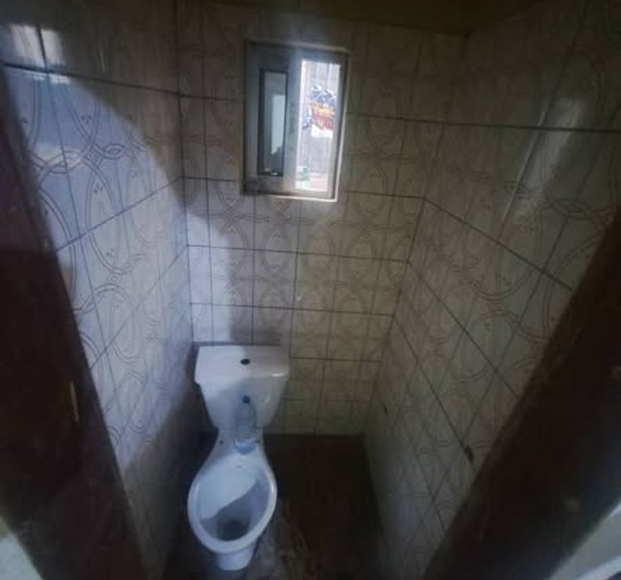 Chambre moderne à Odza