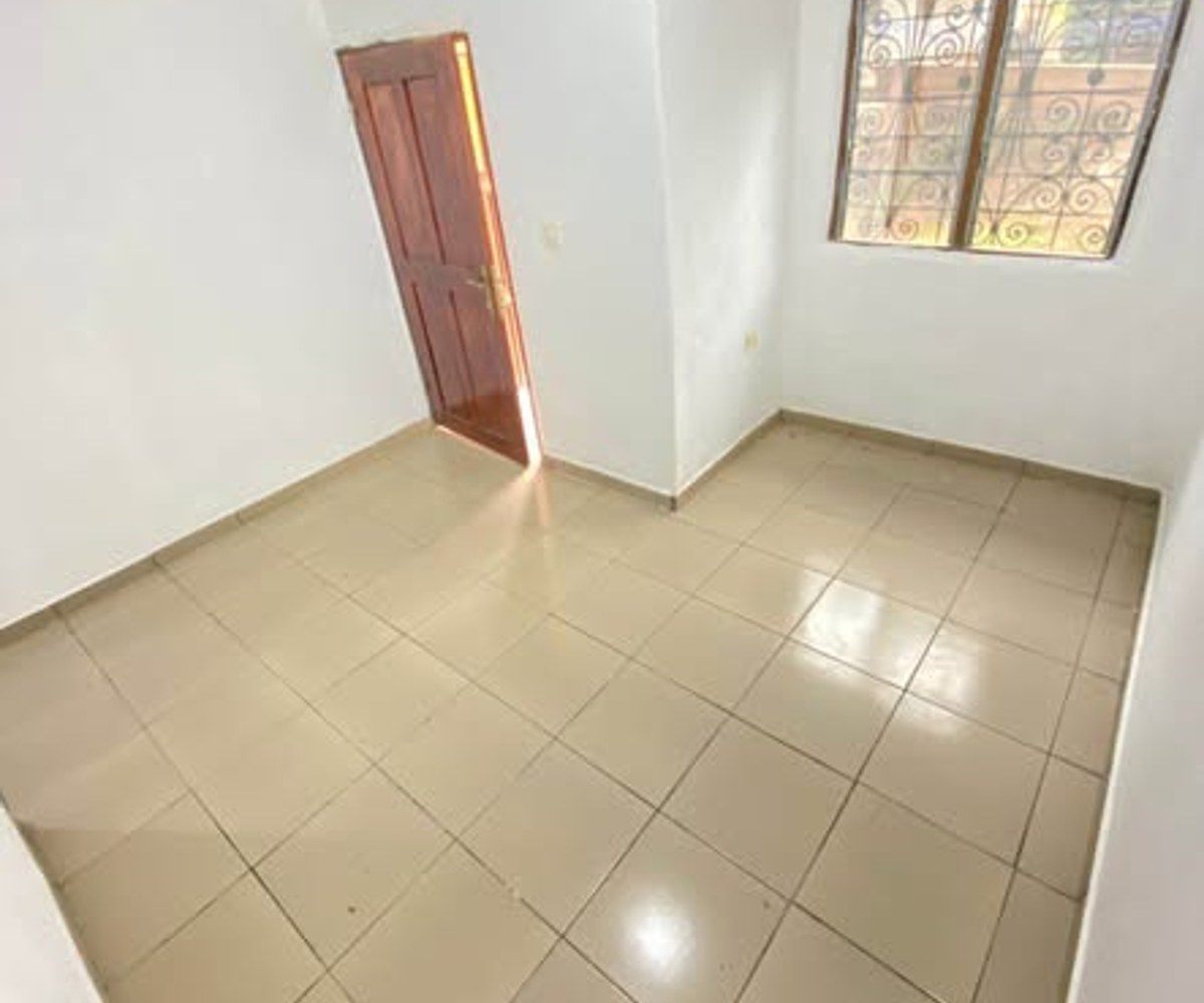 Studio moderne à louer - Etoug-Ebe