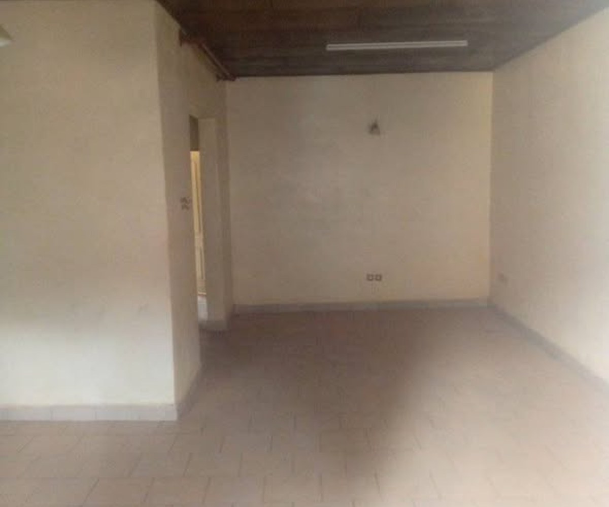Appartement 2 chambres à Tam-Tam - 90 000 FCFA