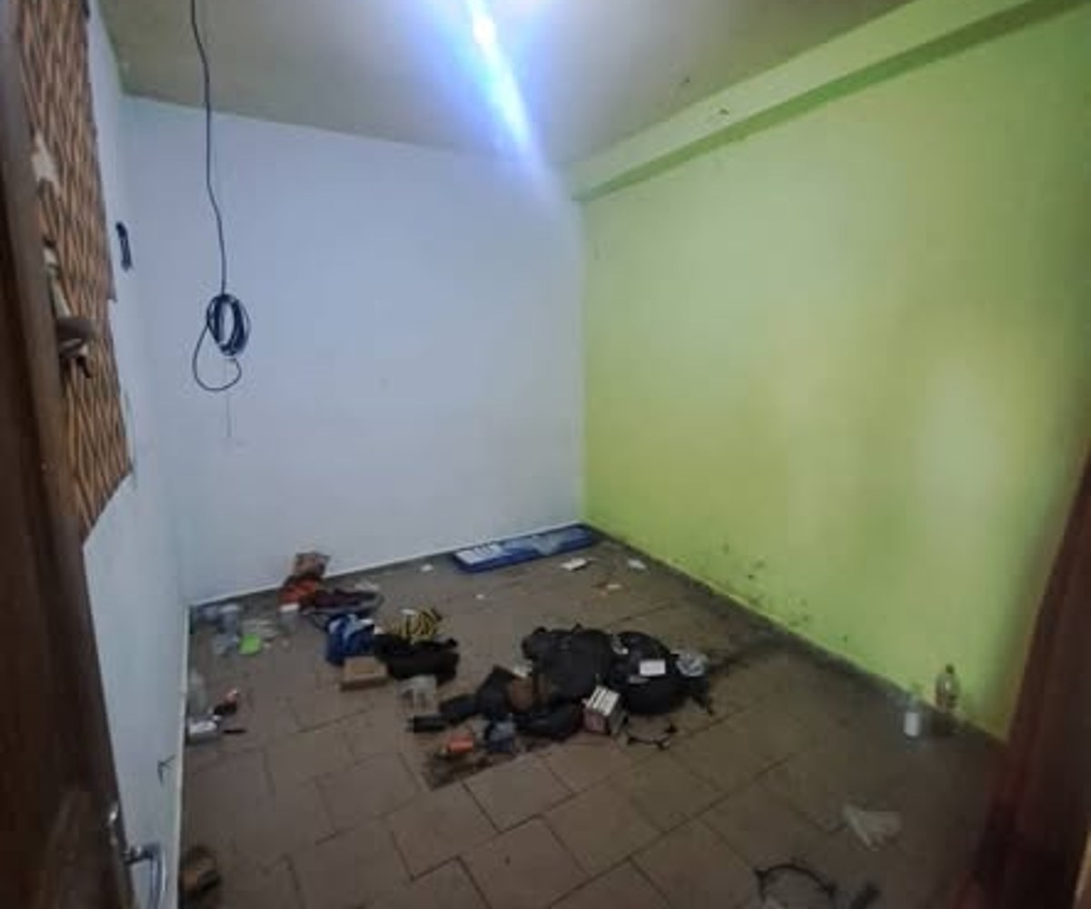 Chambre moderne à Odza