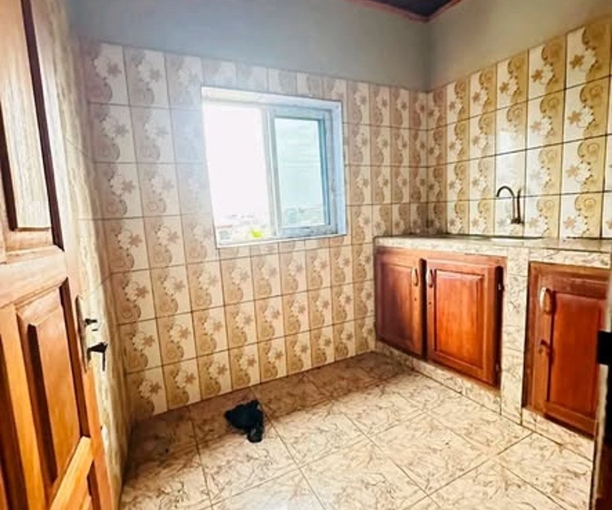 Yaoundé Nkozoa - Vaste Appartement 2 Chambres à Louer