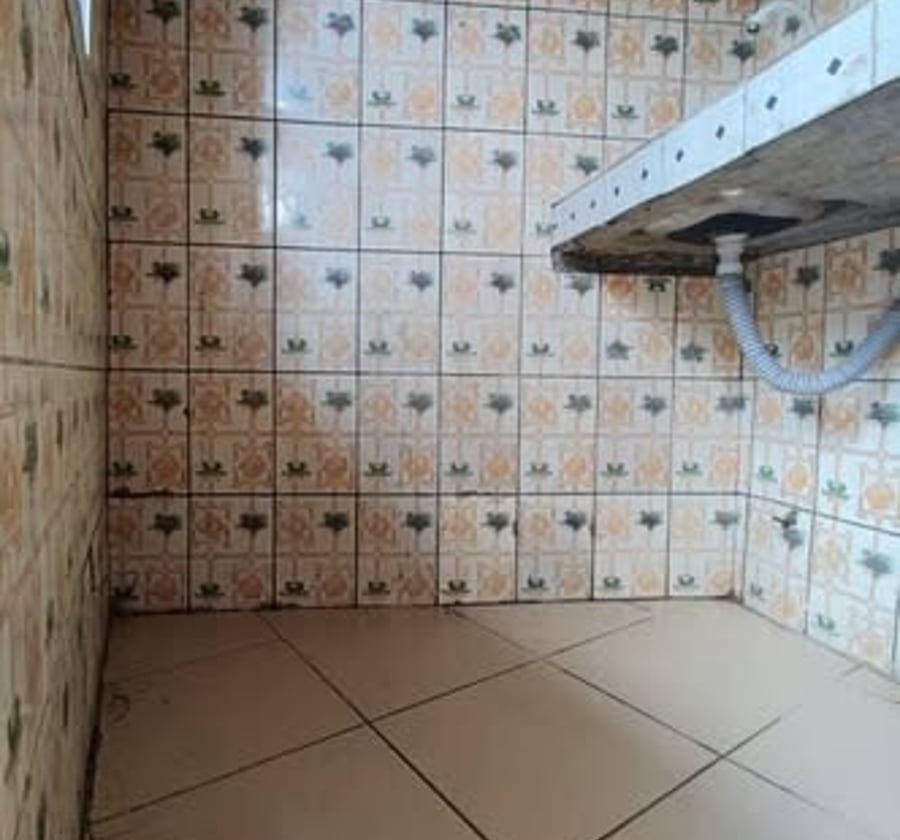 Studio moderne à louer à Ndogpassi 2