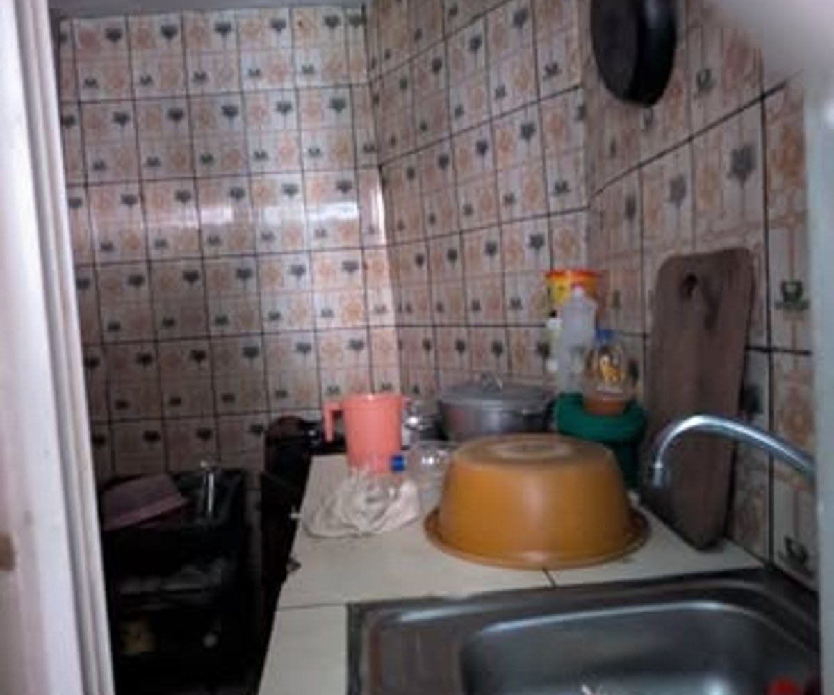 Chambre 3 pièces à Yassa