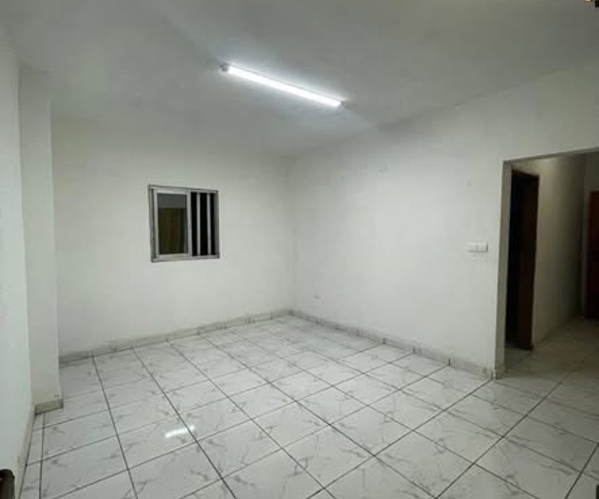 Studio à louer à Santa Lucia, Ngousso