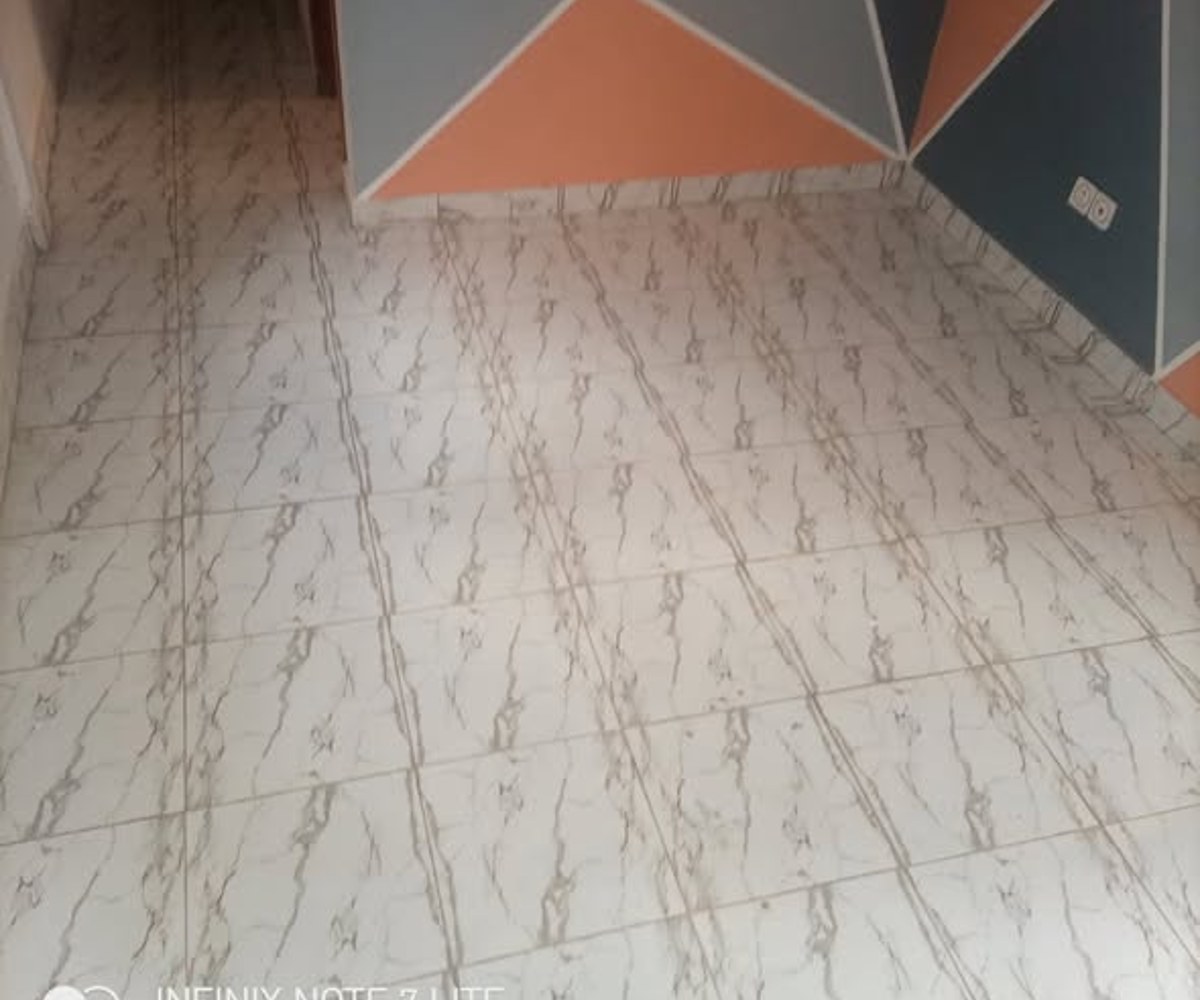 Appartement moderne à louer à Odza