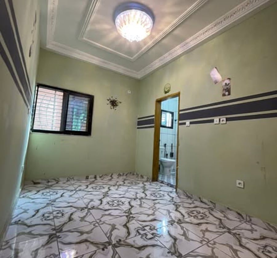 Chambre Moderne à Louer à Bojongo Bonaberi