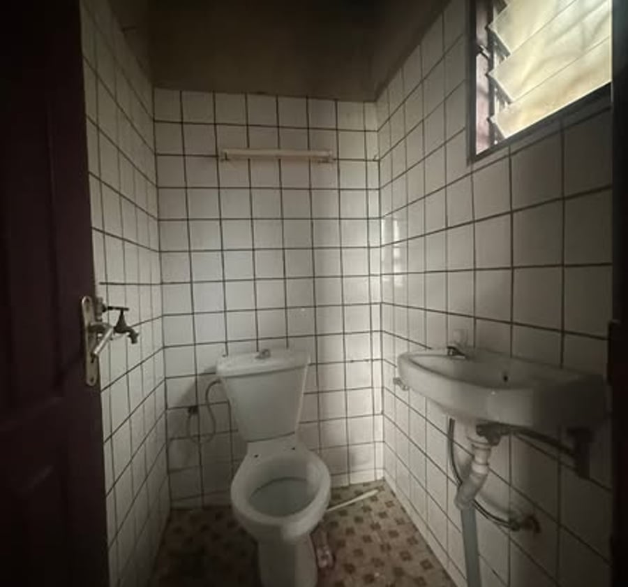 Chambre moderne 3 pièces à PK 15