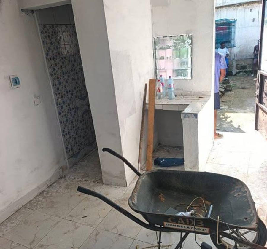 Chambre moderne à PK 10