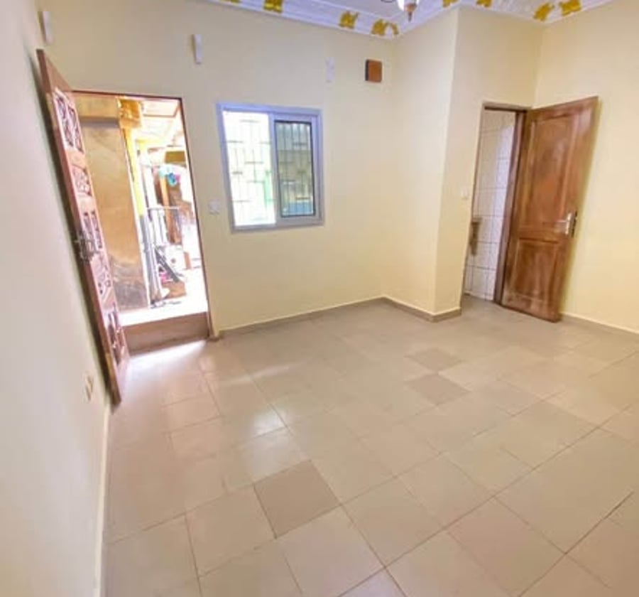 Studio moderne à Etoug-Ebe