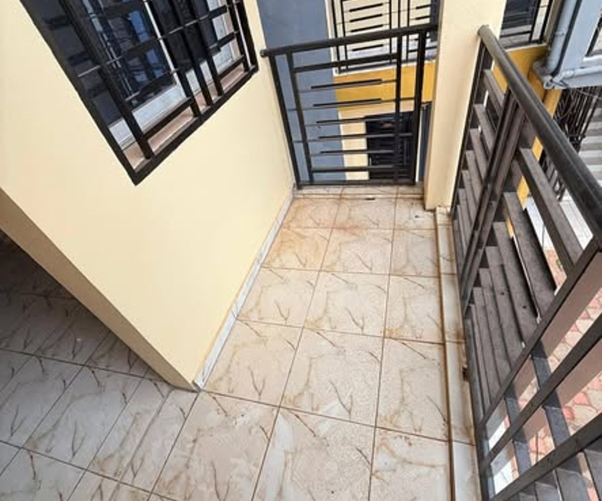 Studio à louer à Tsinga Village, Yaoundé - 65 000 FCFA/mois