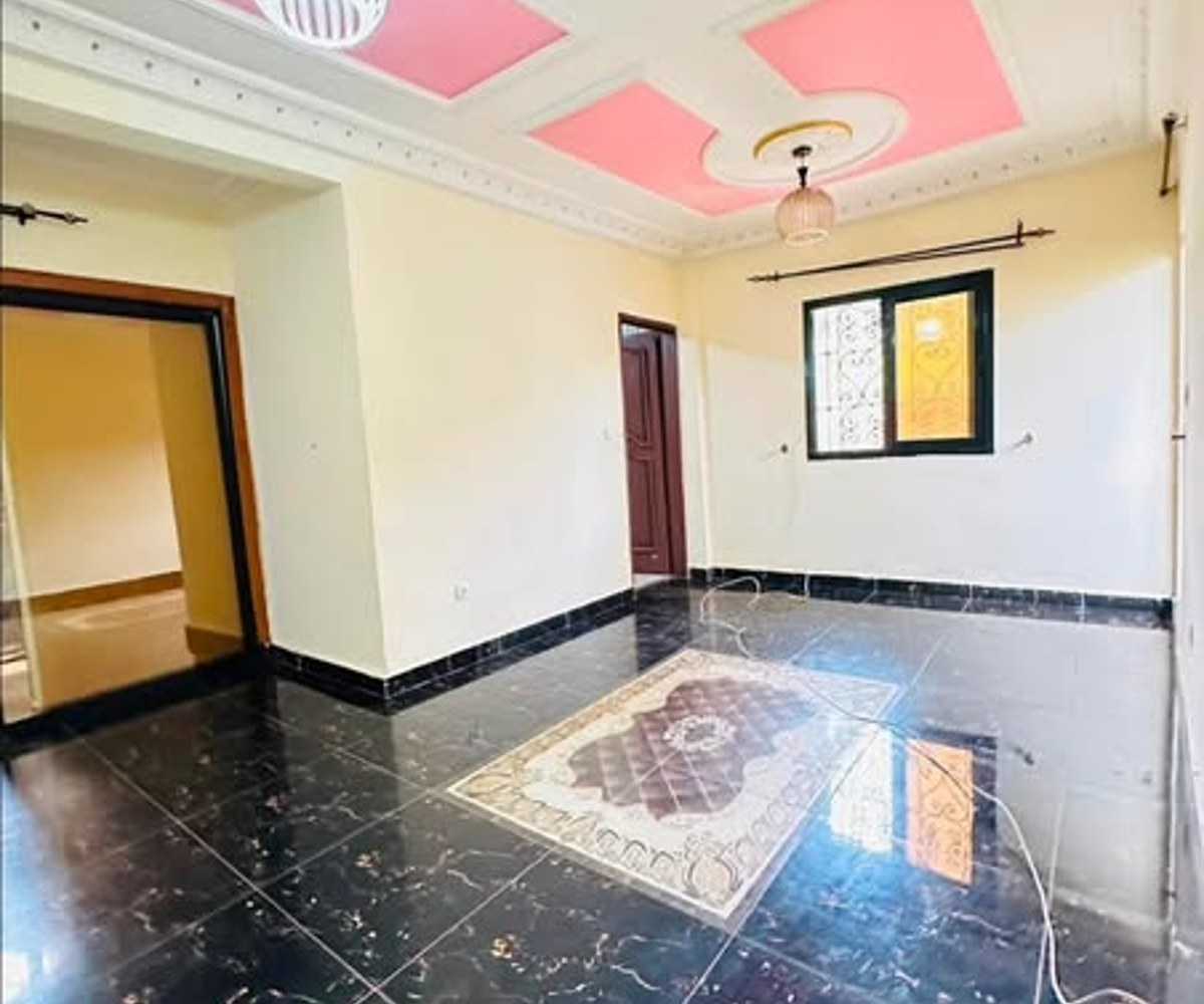 Appartement haut standing à louer – Efoulan Pont