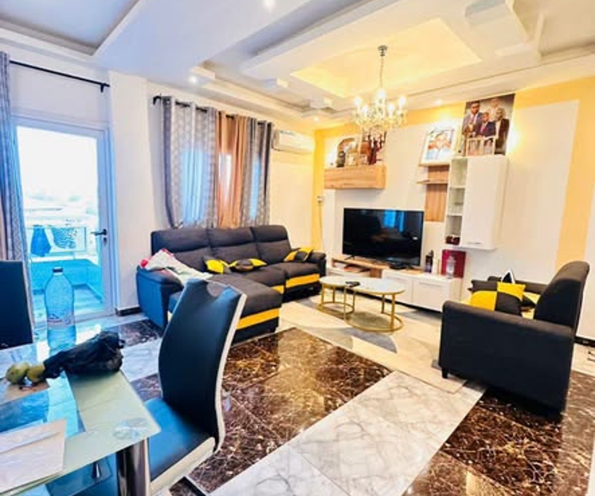 Studio moderne haut standing - Biyem-Assi