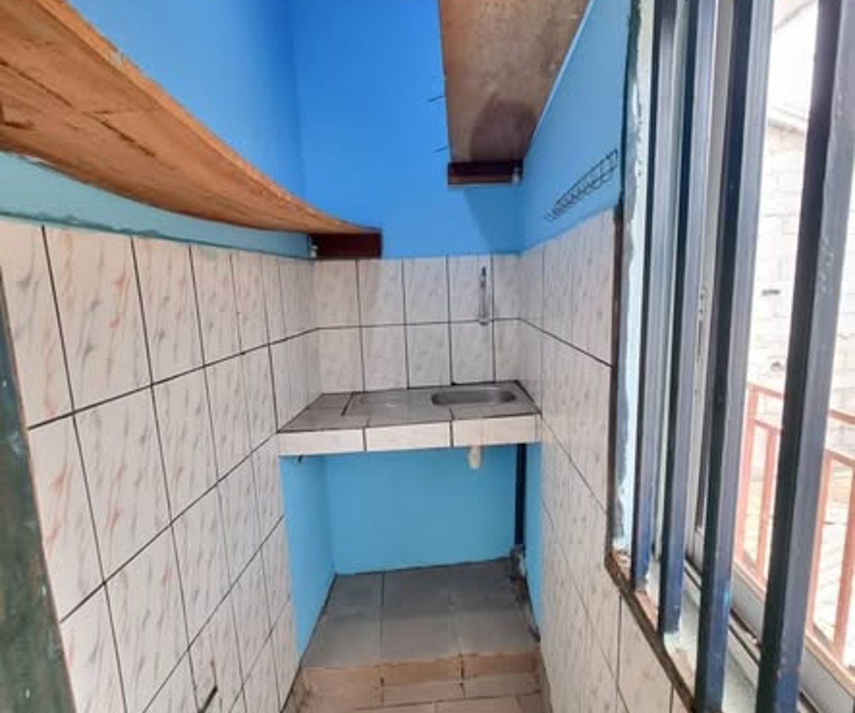 Studio moderne à louer - Biyem-Assi, Yaoundé