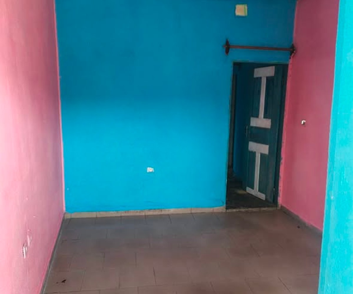 Studio moderne à Logbaba