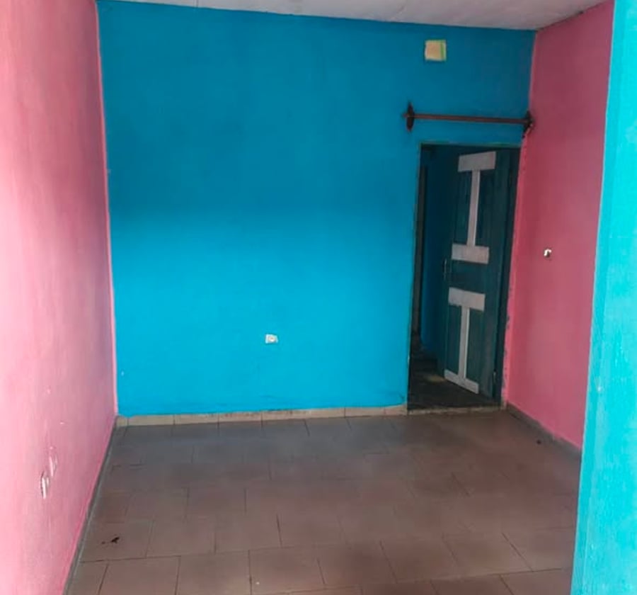 Studio moderne à Logbaba