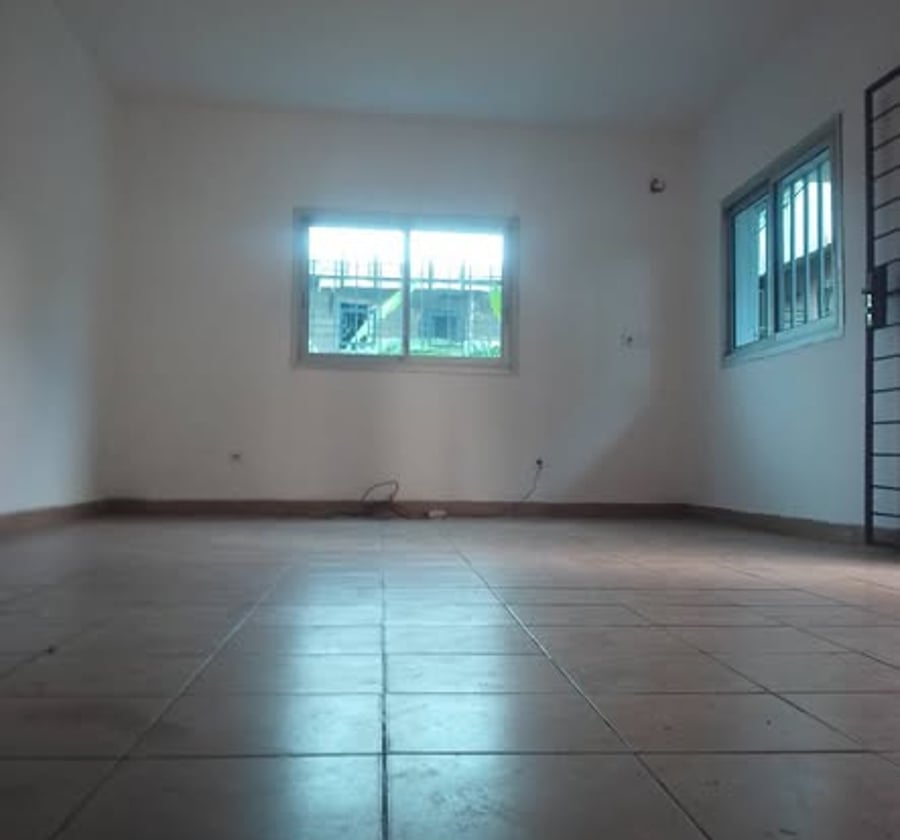 Appartement à louer à Deido